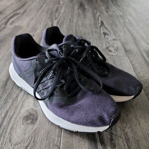 Nike Run Swift Women's Size 8.5 Black Running Shoes 909006-009